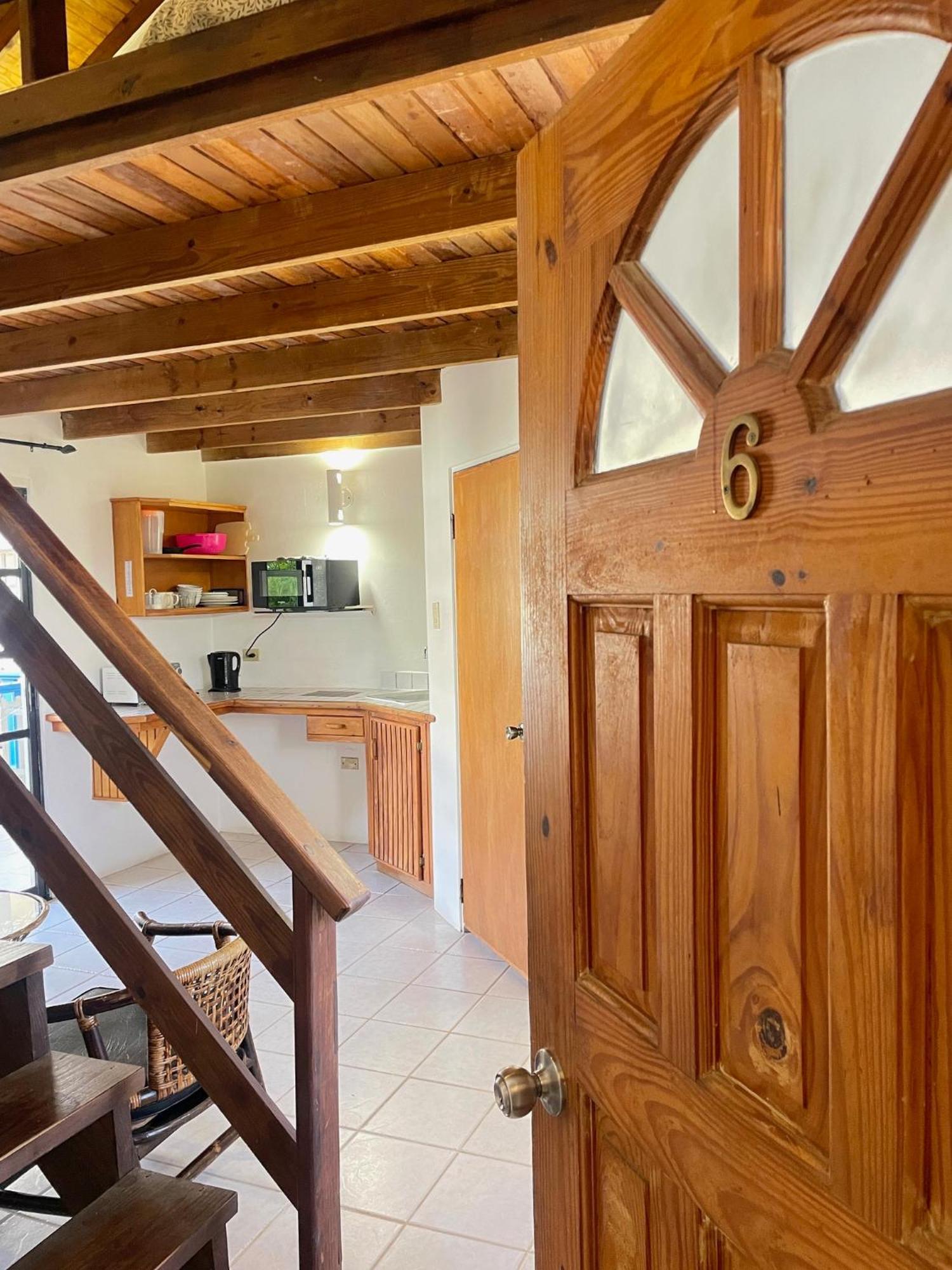Bananaquit Tobago -Stay Near The Beach Crown Point Extérieur photo