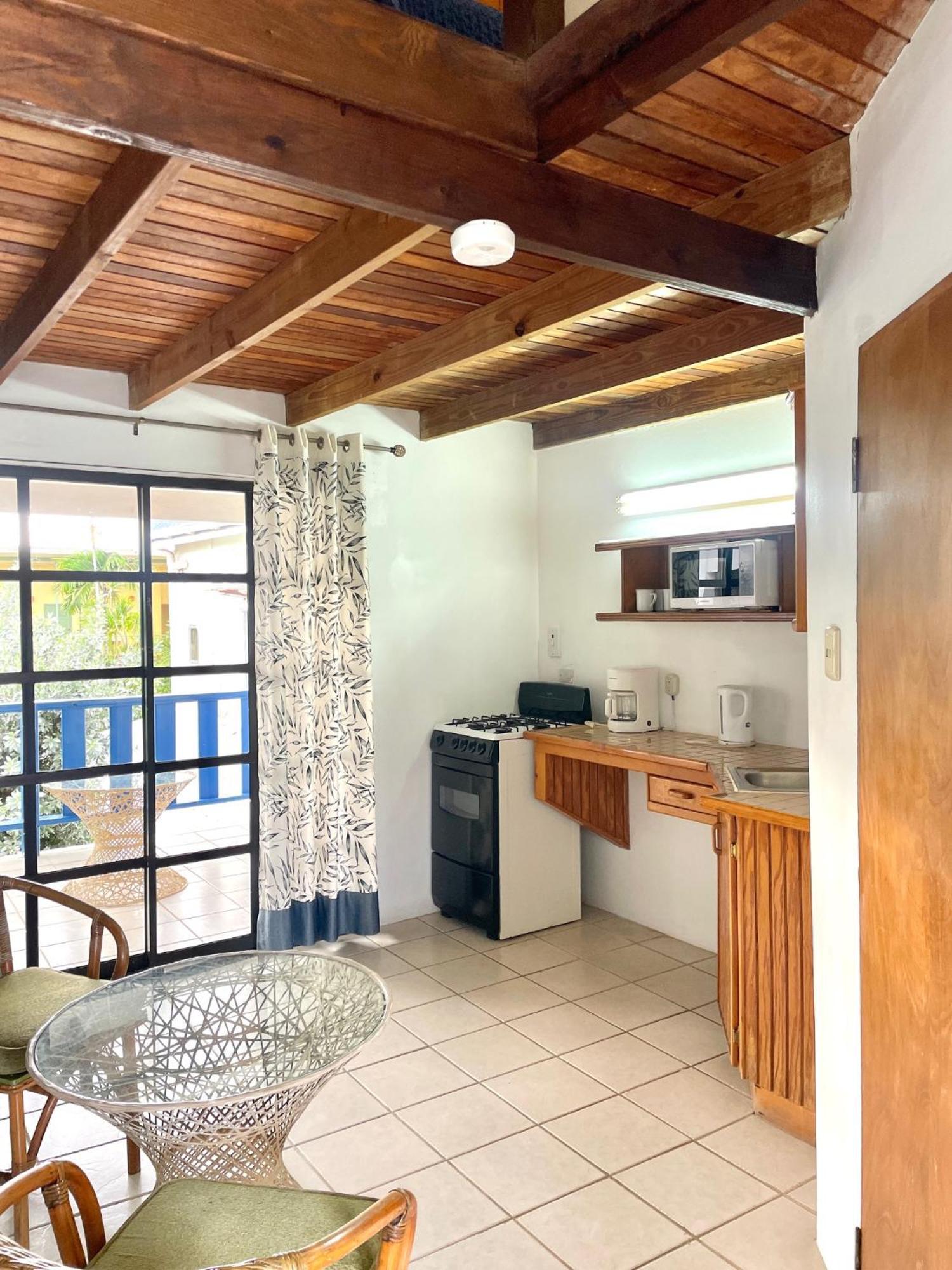Bananaquit Tobago -Stay Near The Beach Crown Point Extérieur photo