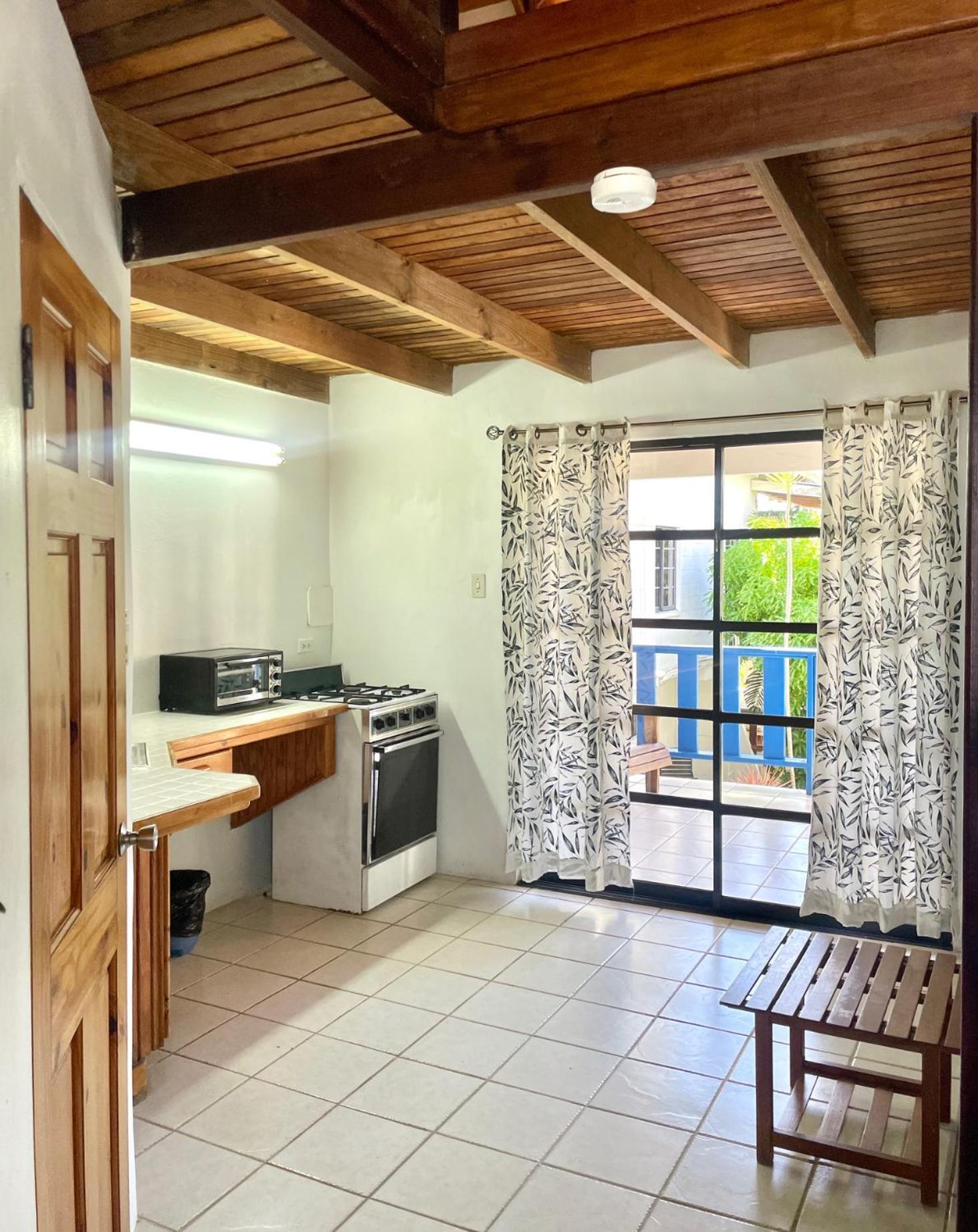 Bananaquit Tobago -Stay Near The Beach Crown Point Extérieur photo