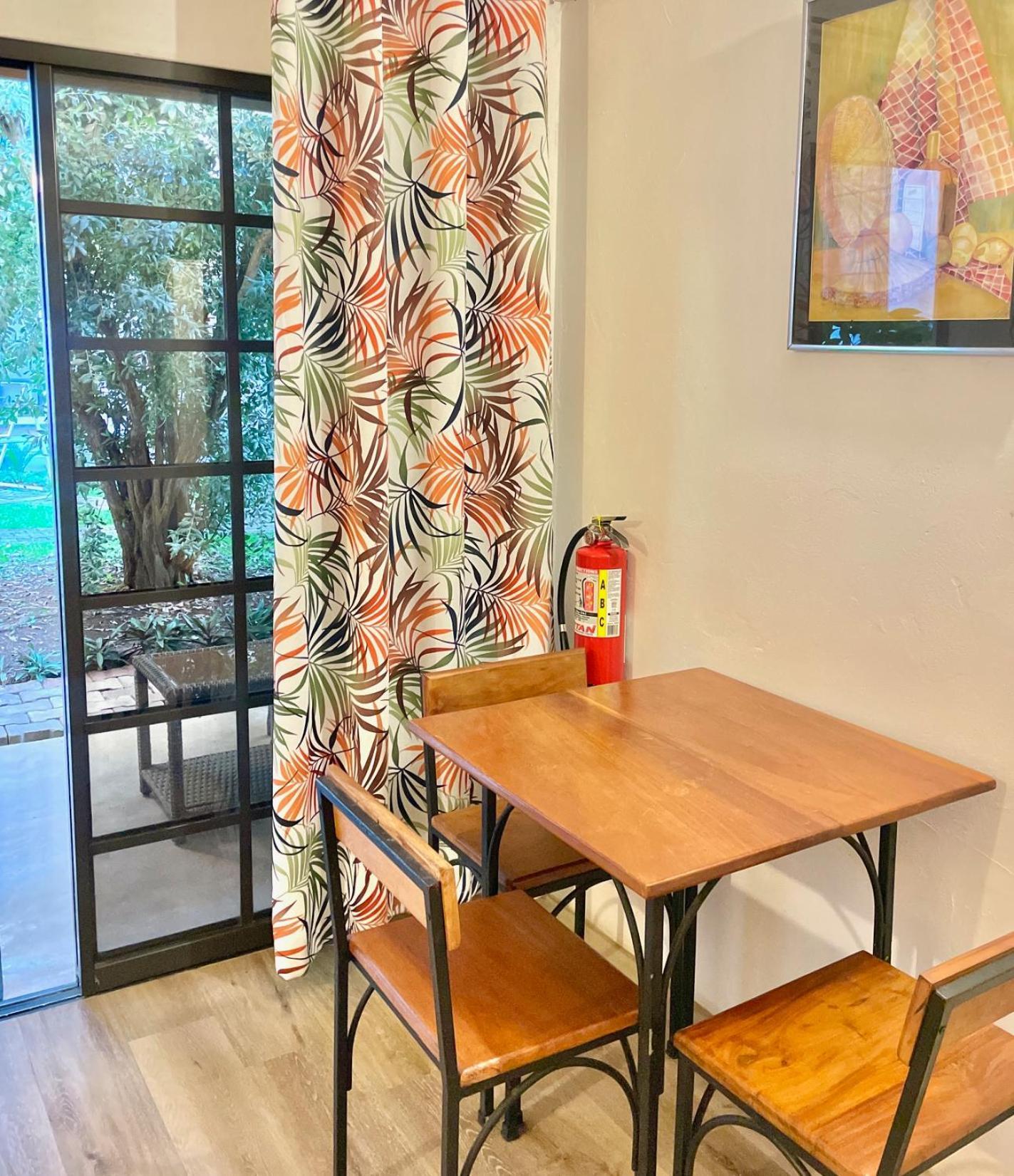 Bananaquit Tobago -Stay Near The Beach Crown Point Extérieur photo