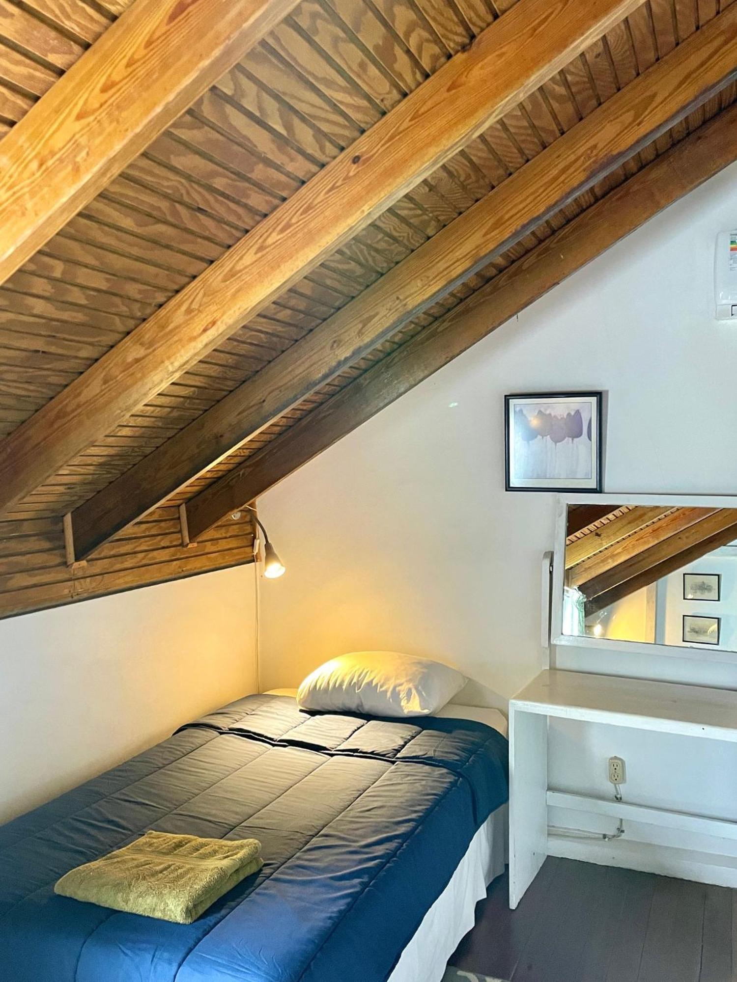 Bananaquit Tobago -Stay Near The Beach Crown Point Extérieur photo